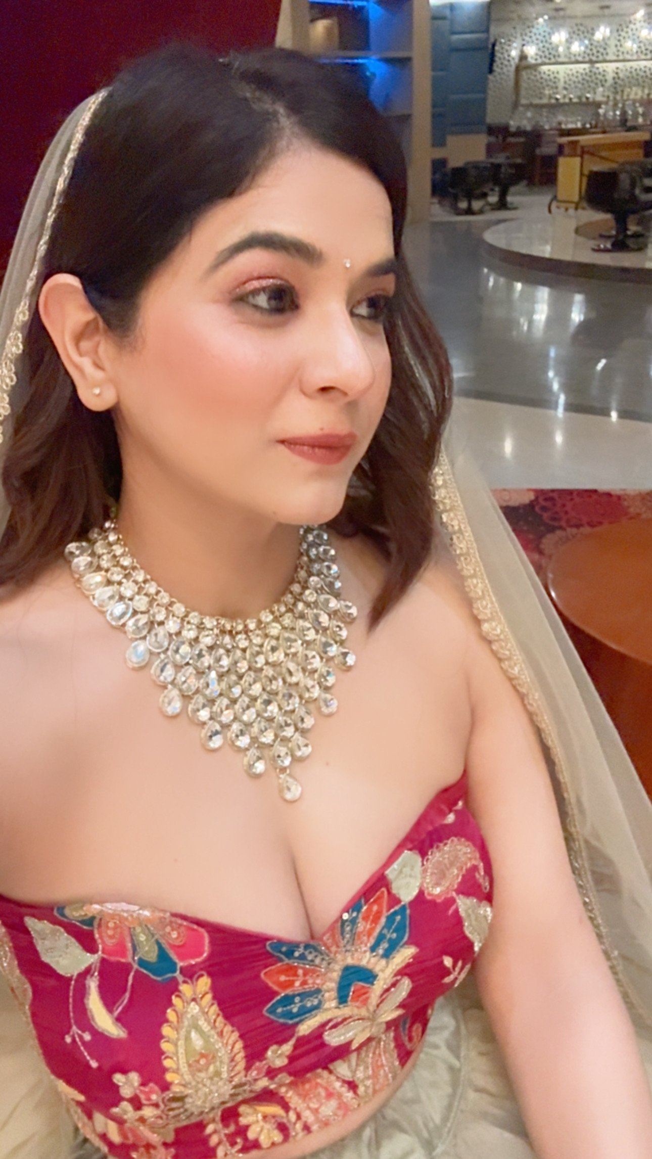 Dr. Archna Khurana — Corporate Leadership & Professional Elegance